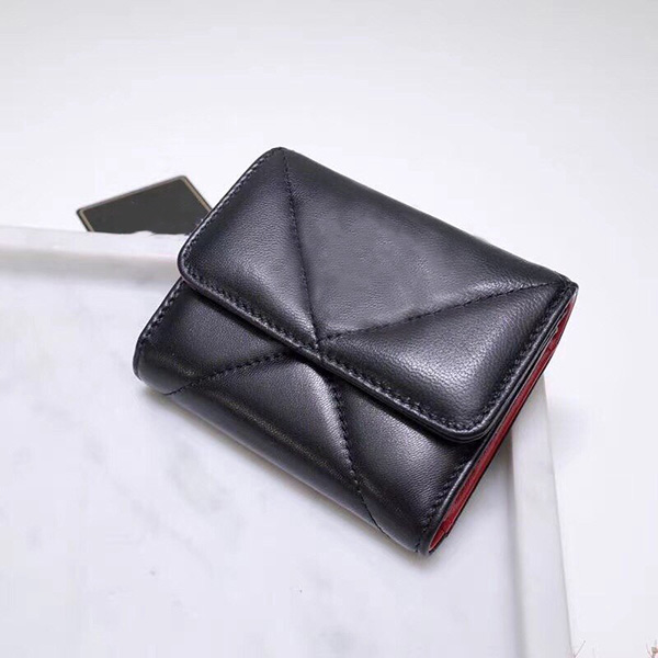 hot sale designer woman's wallet with zipper hasp short wallet genuine real leather bags with card slot fashionable wallet diamond lattice, Black red inner
hot sale designer woman's wallet with zipper hasp short wallet genuine real leather bags with card slot fashionable wallet diamond lattice, Black red inner