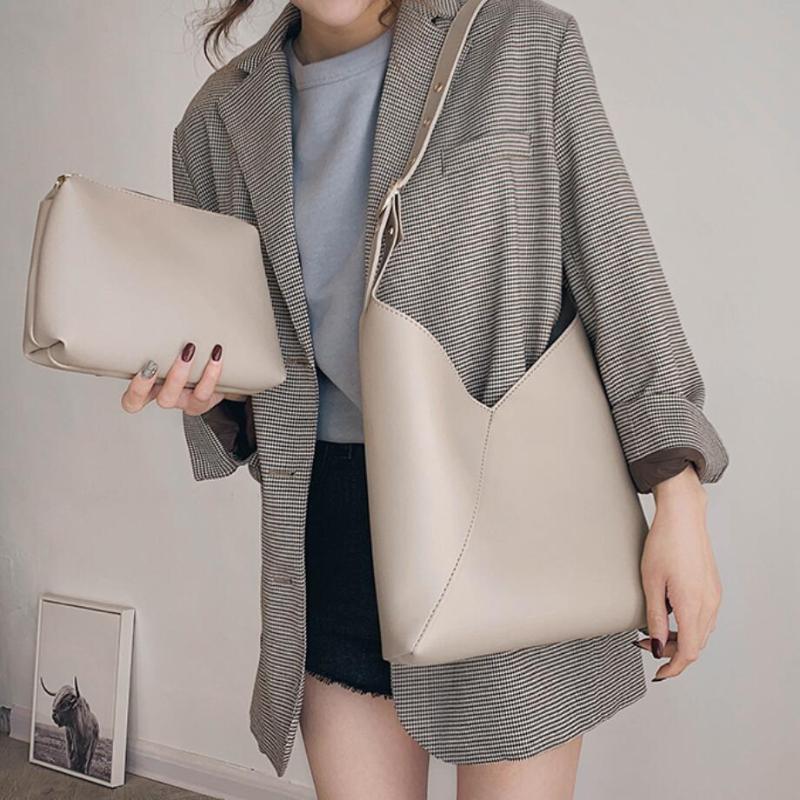 Elegant Female Tote Bucket Bag 2021 New Quality Leather Women's Designer Handbag Casual High capacity Shoulder Messenger Bag, Black
Elegant Female Tote Bucket Bag 2021 New Quality Leather Women's Designer Handbag Casual High capacity Shoulder Messenger Bag, Black