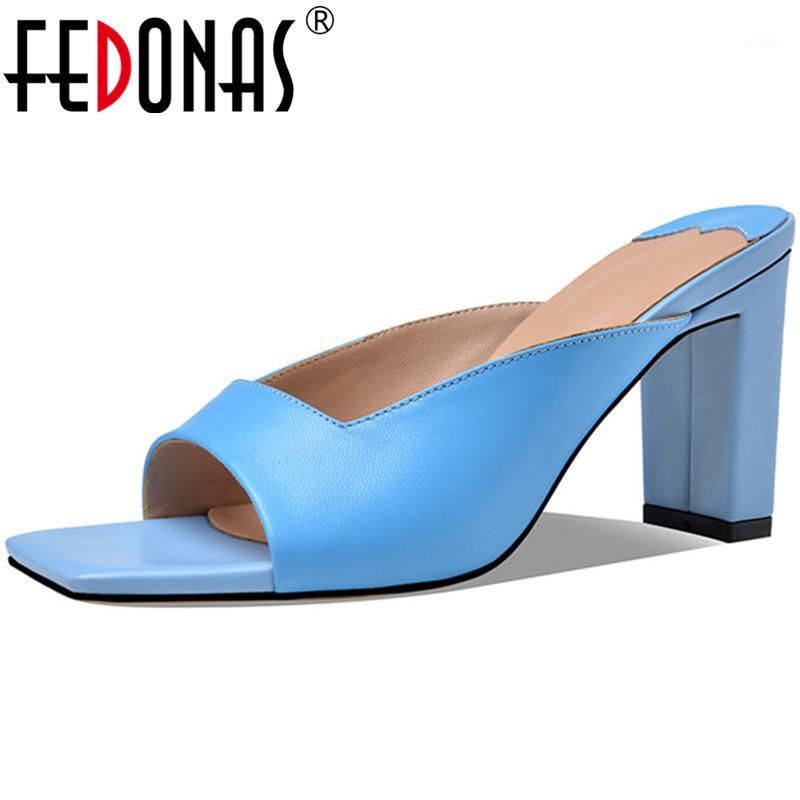 FEDONAS Sweet Classic Design Women'S Summer Shoes 2020 Genuine Leather Thick Heels Pumps Cool Wedding Casual Famale Shoes Woman1, Black 
FEDONAS Sweet Classic Design Women'S Summer Shoes 2020 Genuine Leather Thick Heels Pumps Cool Wedding Casual Famale Shoes Woman1, Black