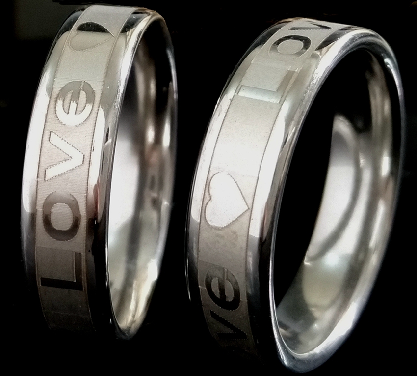 Wholesale Lots 50pcs Love Heart 6mm Band Comfort-Fit Silver Stainless Steel Ring Lovers Couples Wedding Engagement Jewelry Gift Favor
Wholesale Lots 50pcs Love Heart 6mm Band Comfort-Fit Silver Stainless Steel Ring Lovers Couples Wedding Engagement Jewelry Gift Favor