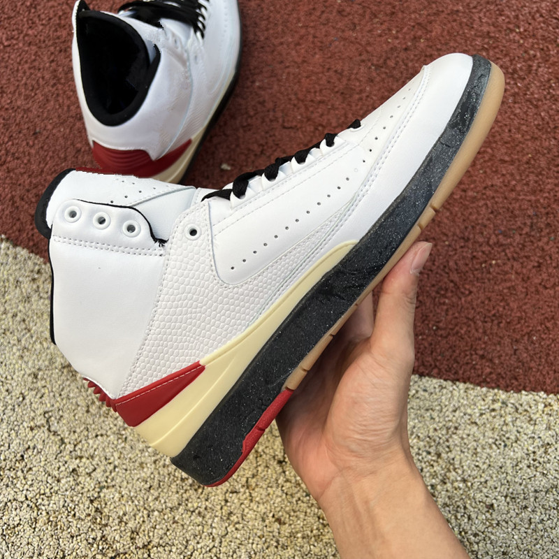 Jumpman 2 Men Women Basketball Shoes OG White Varsity Red Colorway Shoelaces Sports Trainers Sneakers Chaussures Size 36-48 dj4375-101, Bubble wrap packaging
Jumpman 2 Men Women Basketball Shoes OG White Varsity Red Colorway Shoelaces Sports Trainers Sneakers Chaussures Size 36-48 dj4375-101, Bubble wrap packaging
