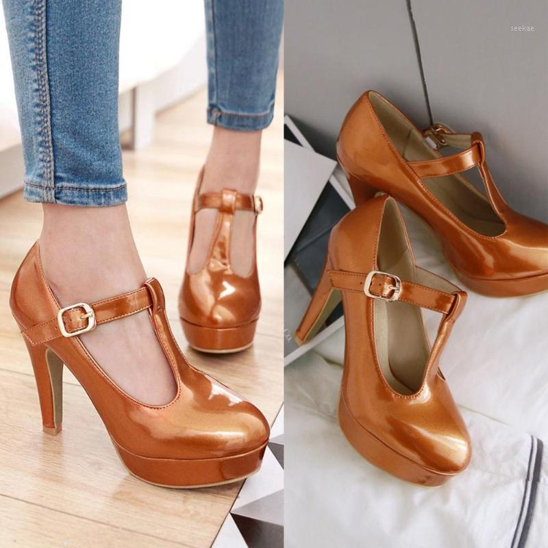 2021 Fashion Women Pumps Round Toe T-starp Buckle Female Single Shoes Thick Heels Platform Women Shoes Plus Size33- 431, Green
2021 Fashion Women Pumps Round Toe T-starp Buckle Female Single Shoes Thick Heels Platform Women Shoes Plus Size33- 431, Green