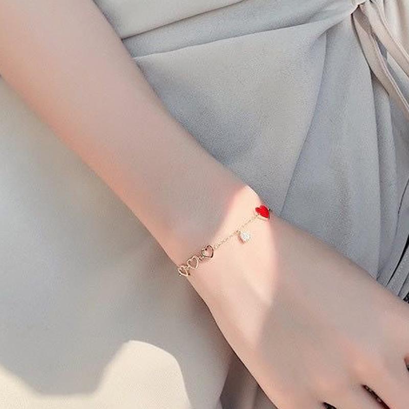 Charm Women Jewelry Red Love Heart Micro-Inlaid Zircon Crystal Bracelet Gold Alloy Lucky Bracelets For Women Femme Jewelry Gifts
Charm Women Jewelry Red Love Heart Micro-Inlaid Zircon Crystal Bracelet Gold Alloy Lucky Bracelets For Women Femme Jewelry Gifts