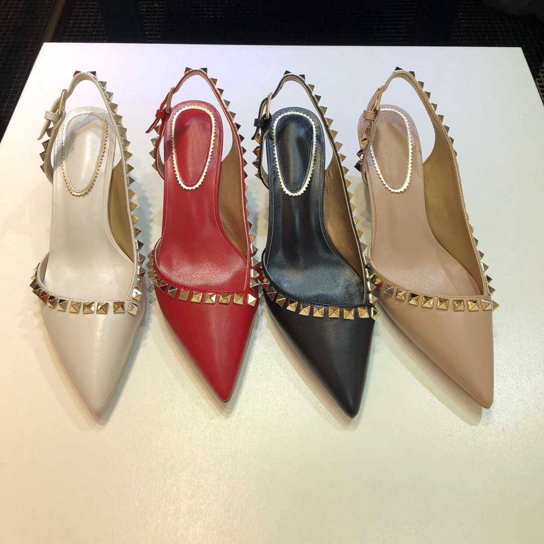 2021 women high heels shoe dress shoes sexy ladies rivet fashion girl catwalk print buckle plat woman wedding shoe's with box
2021 women high heels shoe dress shoes sexy ladies rivet fashion girl catwalk print buckle plat woman wedding shoe's with box