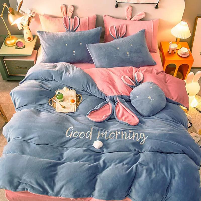 JUSTCHIC Winter Crystal Velvet Bedding Set Luxury Lovely Ears Duvet Cover Bed Sheet Pillowcase Kit Kids Single Queen King
JUSTCHIC Winter Crystal Velvet Bedding Set Luxury Lovely Ears Duvet Cover Bed Sheet Pillowcase Kit Kids Single Queen King