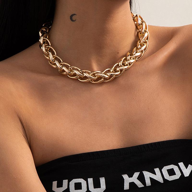 Chokers TIMEONLY Exaggerated Chunky Cuban Chain Necklaces For Women Ladies Hollow Alloy Choker Necklace Anniversary Gifts Street Style
Chokers TIMEONLY Exaggerated Chunky Cuban Chain Necklaces For Women Ladies Hollow Alloy Choker Necklace Anniversary Gifts Street Style