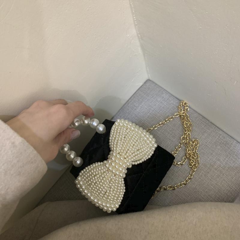 Mini Bow Women's Bag 2021 New Tide Chain Mouth Red Envelope Shoulder Slung Bag Luxury Handbags Women Bags Designer, Black
Mini Bow Women's Bag 2021 New Tide Chain Mouth Red Envelope Shoulder Slung Bag Luxury Handbags Women Bags Designer, Black