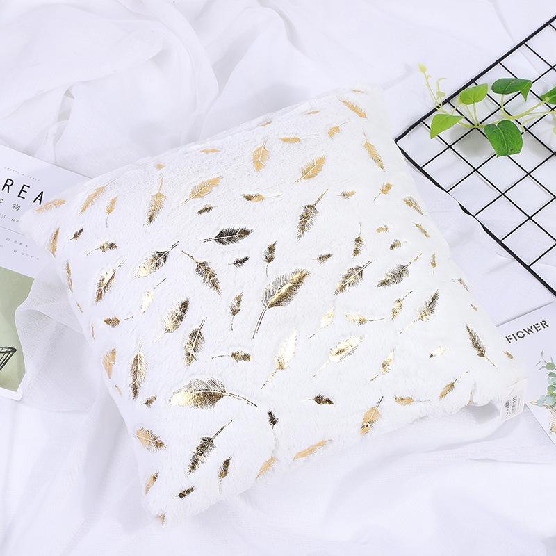 2021 Plain Pure Color Leaves Gold Blocking Short Plush 18x18 inch Back Cushion Cover Decorative Throw Pilow Case for Sofa Bed
2021 Plain Pure Color Leaves Gold Blocking Short Plush 18x18 inch Back Cushion Cover Decorative Throw Pilow Case for Sofa Bed