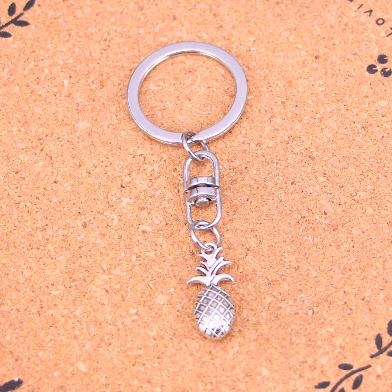 Fashion Keychain 23*10mm double sided pineapple Pendants DIY Jewelry Car Key Chain Ring Holder Souvenir For Gift
Fashion Keychain 23*10mm double sided pineapple Pendants DIY Jewelry Car Key Chain Ring Holder Souvenir For Gift