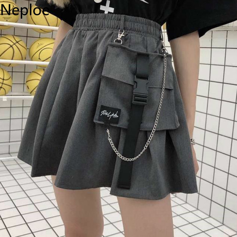 Neploe Korean Preppy Style High Waist Pleated Jupe News Wild A Line Pocket Femme Skirts Beach Above Knee Mini Autumn 45635 Y200326, Black
Neploe Korean Preppy Style High Waist Pleated Jupe News Wild A Line Pocket Femme Skirts Beach Above Knee Mini Autumn 45635 Y200326, Black