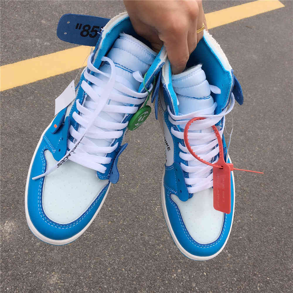 With Box Men 1 Basketball Shoes Off 1s Unc Blue White High Designer Luxury Trainer Sports Sneakers, As picture
With Box Men 1 Basketball Shoes Off 1s Unc Blue White High Designer Luxury Trainer Sports Sneakers, As picture