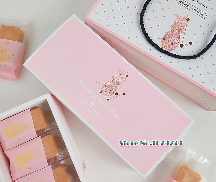 22.5*9.5*5.5cm Pineapple pattern pink Cake Box, biscuit candy box .DIY gift packing boxes.100piece\lot1
22.5*9.5*5.5cm Pineapple pattern pink Cake Box, biscuit candy box .DIY gift packing boxes.100piece\lot1