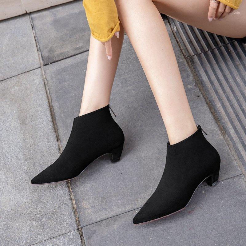2020 Fashion Women Back Zipper Shoes Waterproof Non-slip Warm and Comfortable Boots New Bright Shoes Pointed Toe Ankle Boots1, Black suede
2020 Fashion Women Back Zipper Shoes Waterproof Non-slip Warm and Comfortable Boots New Bright Shoes Pointed Toe Ankle Boots1, Black suede