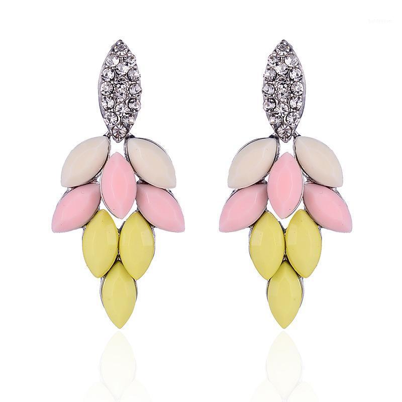 LUBOV Full Crystal Stone Inlaid Rhodium Drop Earrings Colorful Waterdrops Dangle Earrings Trendy Women Party Jewelry 20201
LUBOV Full Crystal Stone Inlaid Rhodium Drop Earrings Colorful Waterdrops Dangle Earrings Trendy Women Party Jewelry 20201