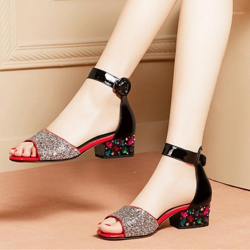 2020 New Summer Solid Rhinestone Decoration Party Single Shoes Woman peep Toe High Heels sandals large size 34-431, Red
2020 New Summer Solid Rhinestone Decoration Party Single Shoes Woman peep Toe High Heels sandals large size 34-431, Red