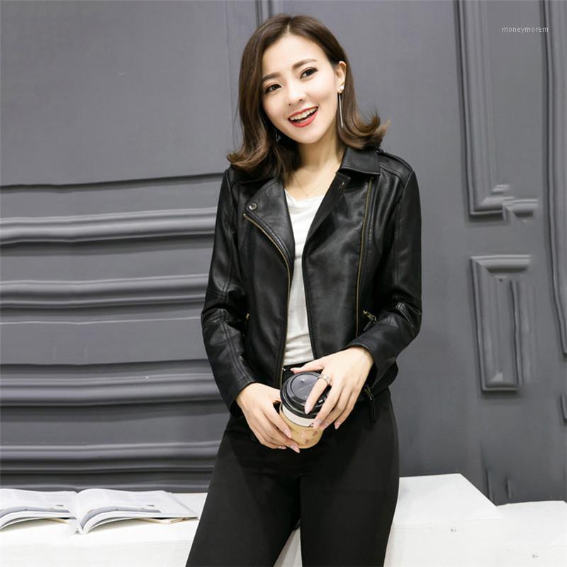 Faux Leather Coat Women Black -4XL Plus Size Moto Leather Jacket 2019 New Spring Korean Short Slim Chic PU Coat Feminina LR251
Faux Leather Coat Women Black -4XL Plus Size Moto Leather Jacket 2019 New Spring Korean Short Slim Chic PU Coat Feminina LR251