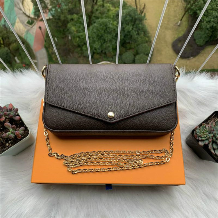 fa2021 hot famous brand handbags purses bags Designer women Shoulder bags High quality Three-piece combination bags Shoulder wallet With box, Brown grid
fa2021 hot famous brand handbags purses bags Designer women Shoulder bags High quality Three-piece combination bags Shoulder wallet With box, Brown grid