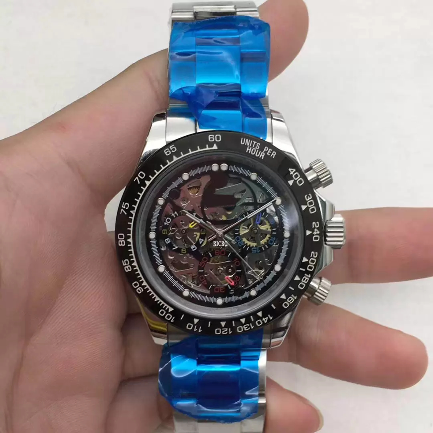 With original box High Quality Watch 40mm 116500 116506 Panda Dial Sapphire 18K Yellow Gold No Chronograph Mechanical Automatic Mens Watches, Style 1 original box + watch
With original box High Quality Watch 40mm 116500 116506 Panda Dial Sapphire 18K Yellow Gold No Chronograph Mechanical Automatic Mens Watches, Style 1 original box + watch