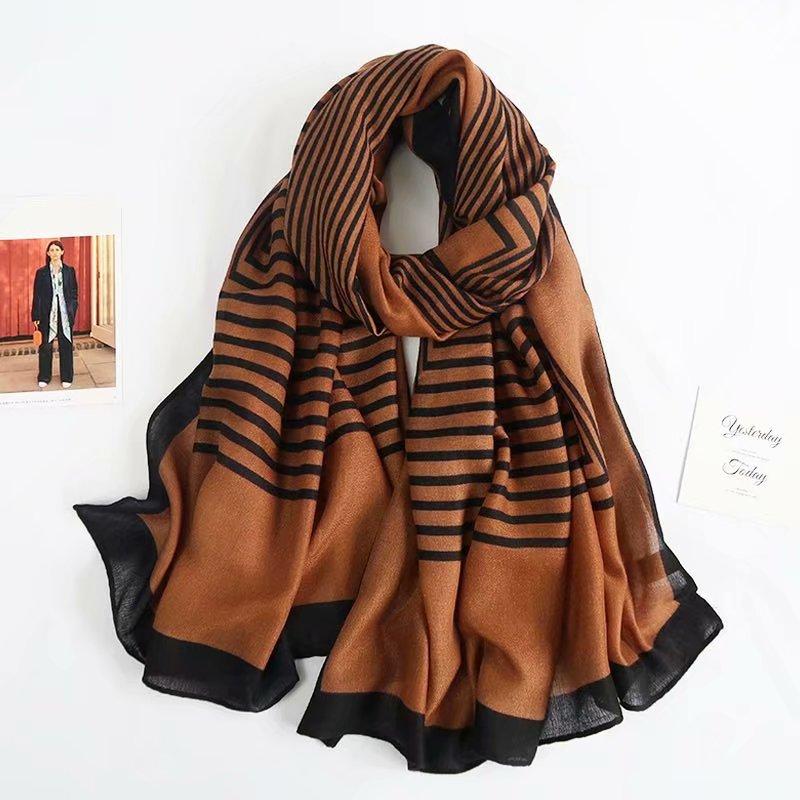 2021 New design brand women scarf fashion print cotton spring winter warm scarves hijabs lady foulard bandana plaid, Blue;gray
2021 New design brand women scarf fashion print cotton spring winter warm scarves hijabs lady foulard bandana plaid, Blue;gray