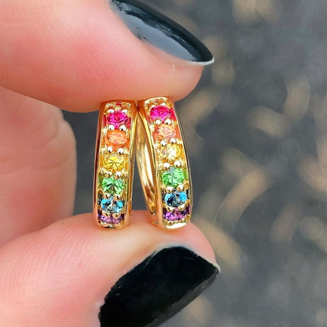 Gold Color Rainbow Multi Color Cubic Zirconia CZ Mini Small Hoops Fashion Women Chunky Mini Hoop Earring Drop Ship