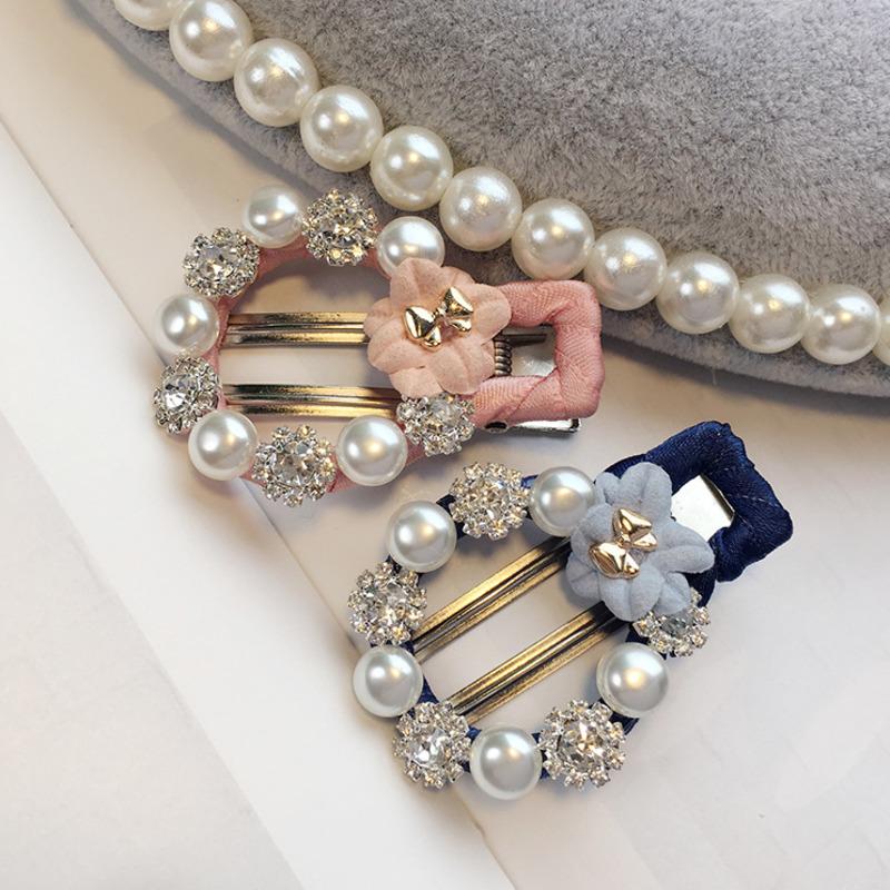 New Fashion Woman Elegant Geometric Pearl Rhinestone Hairpins Hair Clips Alloy Barrettes Girls Hair Accessories Headwear
New Fashion Woman Elegant Geometric Pearl Rhinestone Hairpins Hair Clips Alloy Barrettes Girls Hair Accessories Headwear