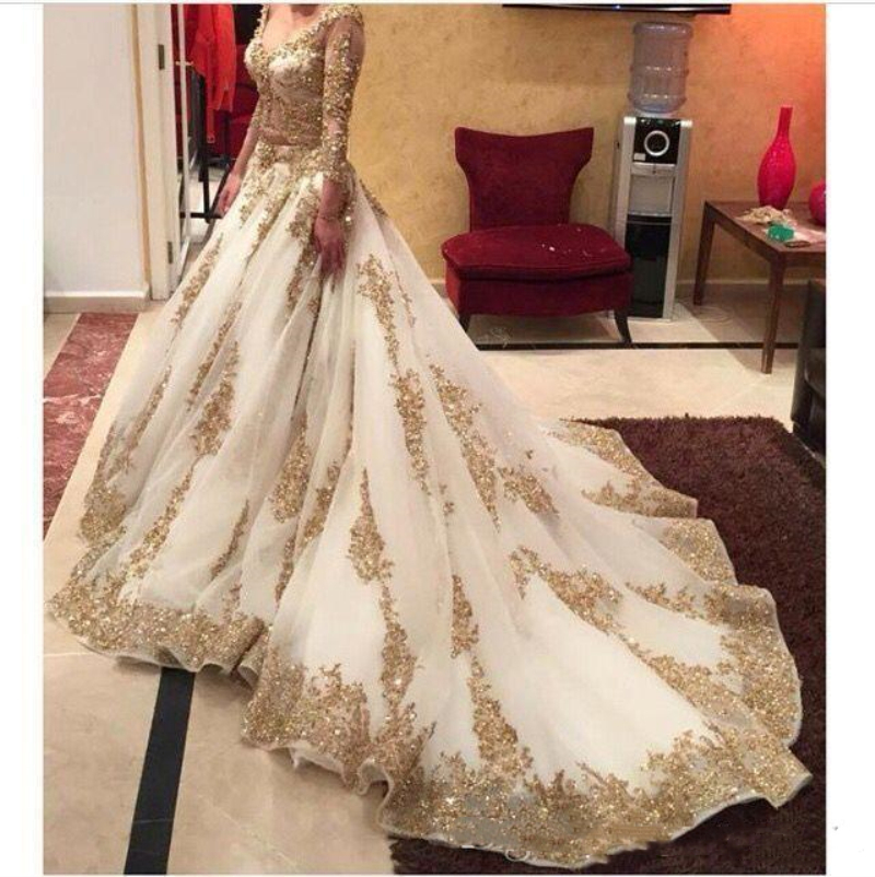 Sparkly Full Sleeve Wedding Dresses With Gold Appliqued V Neck Ivory Tulle Long Bridal Gowns Arabic Vintage Court Train Bride Dress Vestidos