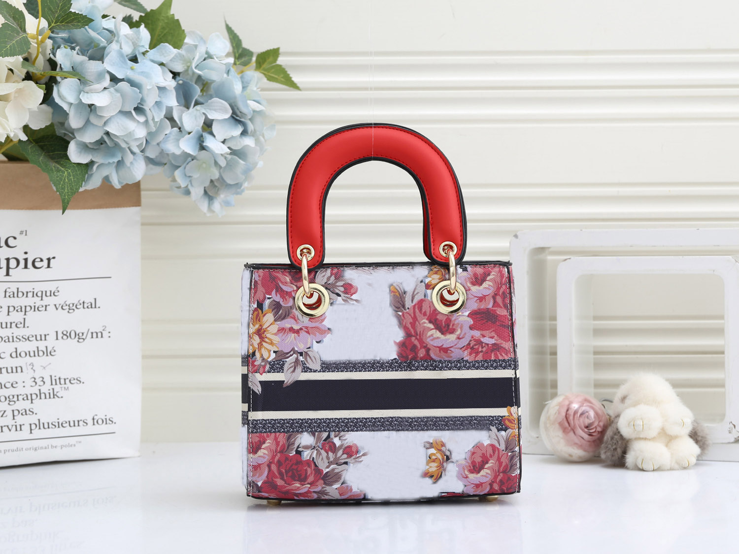 High Quality Fashion women Shoulder bag Pu leather gold silver and sliver chain Crossbody Messenger Female handbag wallet 11 colors
High Quality Fashion women Shoulder bag Pu leather gold silver and sliver chain Crossbody Messenger Female handbag wallet 11 colors