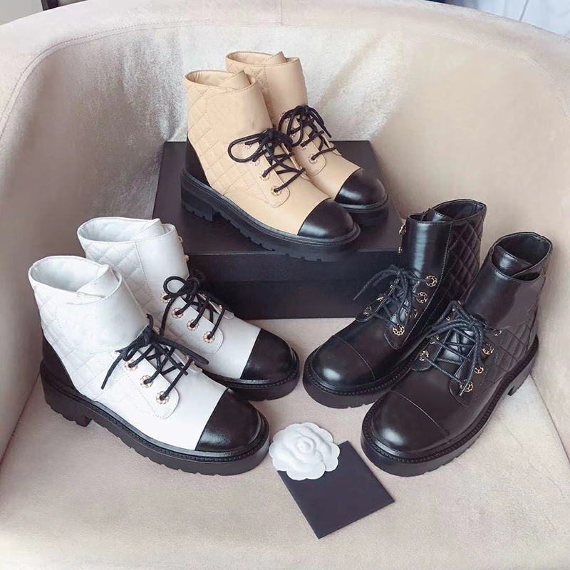 Women Plaid Calfskin Martin Boots Platform Ankle Boot Black White Tweed Leather Gingham Lace-up Winter Flat Shoes Lady Motorcycle Boot
Women Plaid Calfskin Martin Boots Platform Ankle Boot Black White Tweed Leather Gingham Lace-up Winter Flat Shoes Lady Motorcycle Boot
