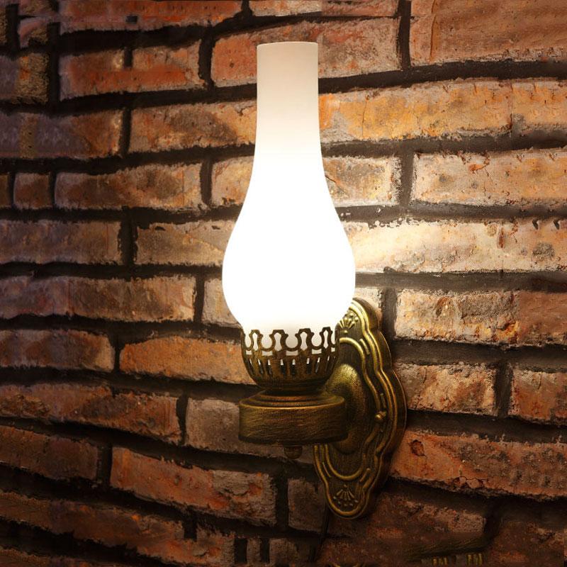 Chinese wall lamp vintage oil wall light bar corridor pub bedroom porch lamp glass retro Cafe dining room iron bra
Chinese wall lamp vintage oil wall light bar corridor pub bedroom porch lamp glass retro Cafe dining room iron bra