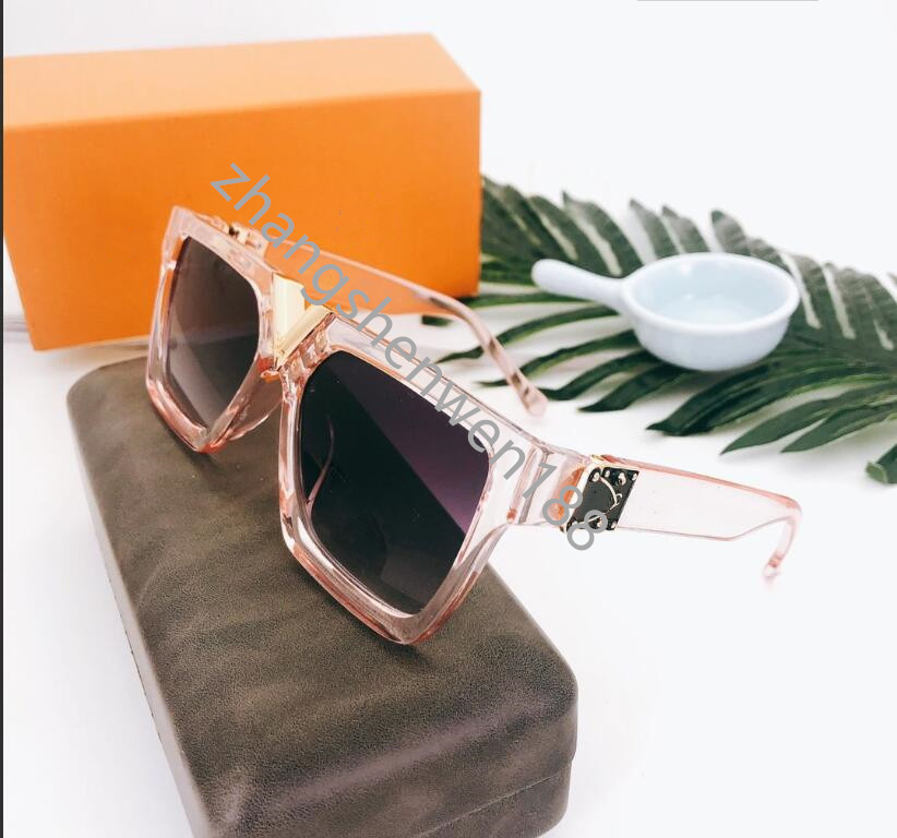 2021 New men brand designers sunglasses Millionaire Round frame vintage shiny gold summer UV400 lens style laser logo top quality Z1090E02
2021 New men brand designers sunglasses Millionaire Round frame vintage shiny gold summer UV400 lens style laser logo top quality Z1090E02