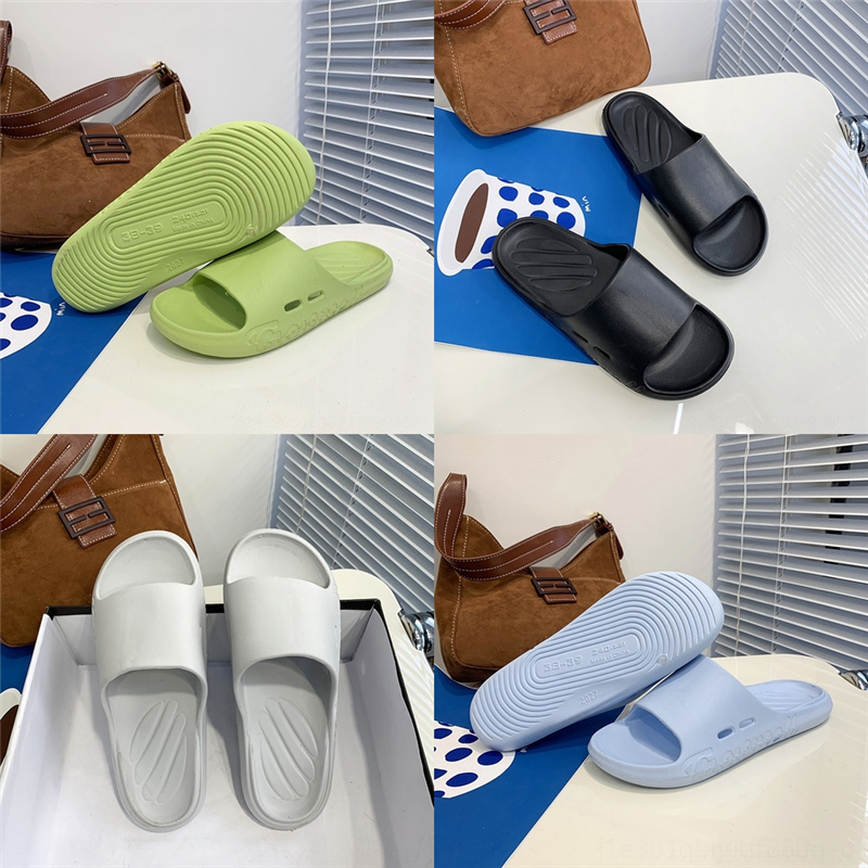 vwch new slipper rubber flip flop beach sandal slide floral sandal brocade men designer gear flower bottoms flip flops women striped, Black
vwch new slipper rubber flip flop beach sandal slide floral sandal brocade men designer gear flower bottoms flip flops women striped, Black