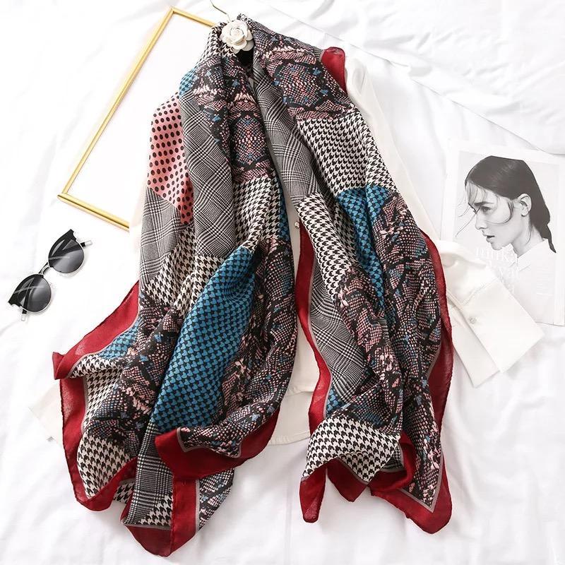 winter leopard silk scarf women Soft Pashminas shawls cotton scarves Sjaal muslim hijab animal print leopardo cape1
winter leopard silk scarf women Soft Pashminas shawls cotton scarves Sjaal muslim hijab animal print leopardo cape1