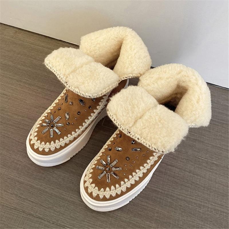 2020 Winter Brand New Cow Suede Crystal Snow Boots Women Thick Sole Platform Warm Fur Plush Ankle Boots Non Slip Shoes, Black
2020 Winter Brand New Cow Suede Crystal Snow Boots Women Thick Sole Platform Warm Fur Plush Ankle Boots Non Slip Shoes, Black