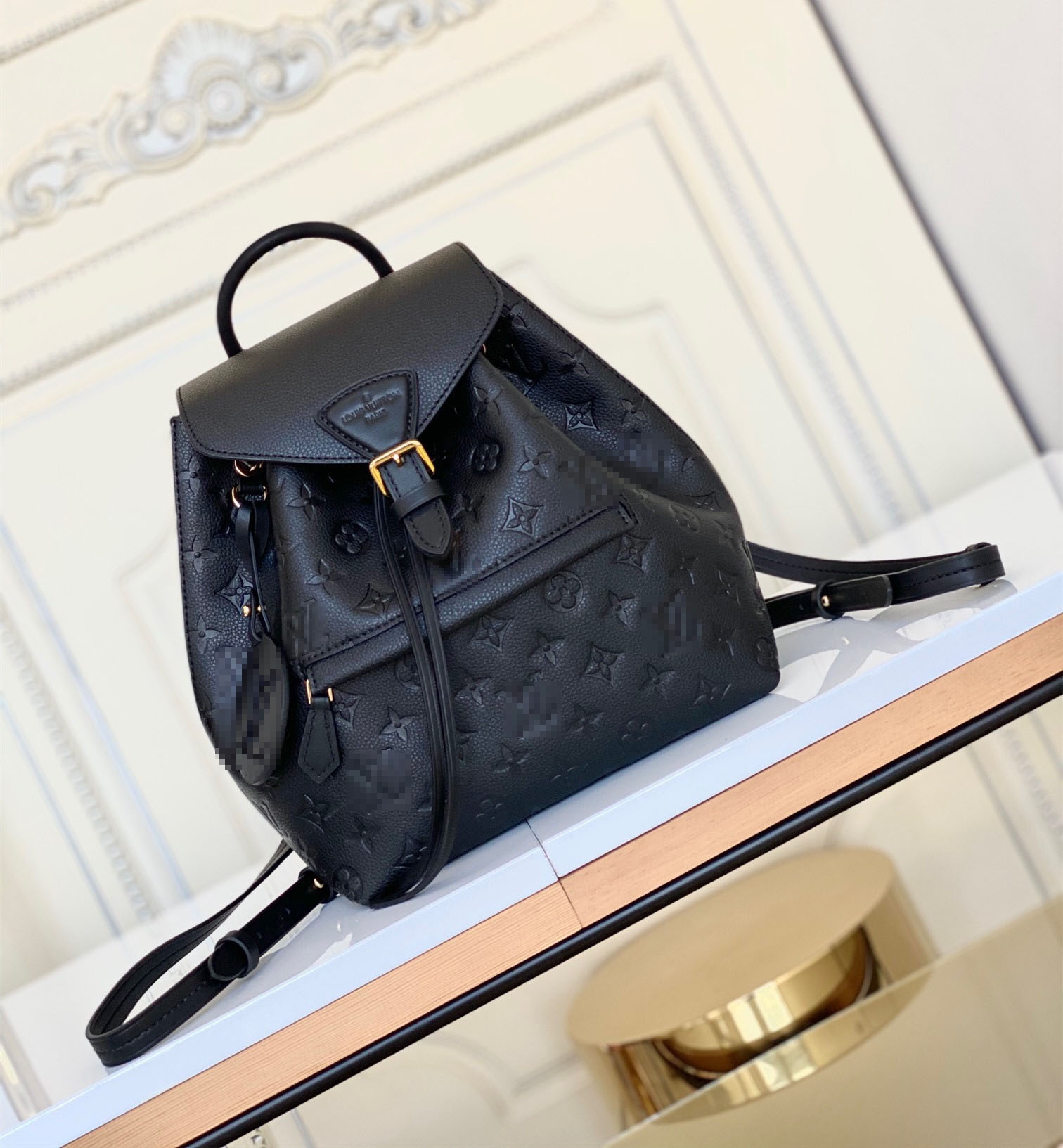 Top Handbags Women Genuine Leather Shoulder Bags Vintage Designers Embossing Backpack Female Shoulder Bag M45501, Customize
Top Handbags Women Genuine Leather Shoulder Bags Vintage Designers Embossing Backpack Female Shoulder Bag M45501, Customize