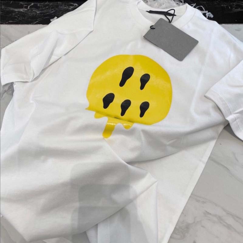 Kids T-shirts Boys Top Girl Tee Casual Fashion Classic Fuzzy Letters Smiley T Shirts Unisex Baby Tops Summer Clothing Children Clothes Tees designer Black shirts, Gray
Kids T-shirts Boys Top Girl Tee Casual Fashion Classic Fuzzy Letters Smiley T Shirts Unisex Baby Tops Summer Clothing Children Clothes Tees designer Black shirts, Gray
