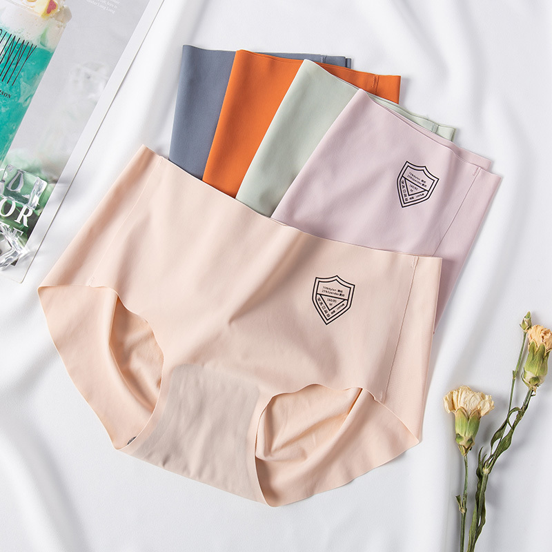 4Pcs/set Seamless Ice Silk Women Panties Fashion Intimates Low Waist Female Comfort Underwear Cotton Crotch Lingerie LANGSHA 201112