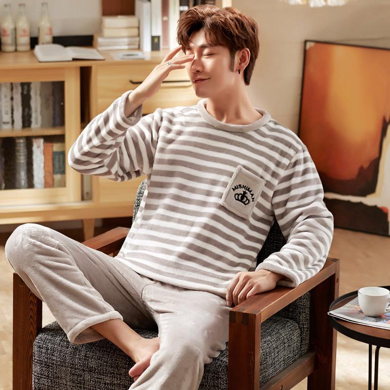 Men Flannel Sleepwear Soft Pajamas Suit Intimate Lingerie Casual Coral Fleece Nightwear Homewear 2PCS Sleep Set Home Clothing, Style c
Men Flannel Sleepwear Soft Pajamas Suit Intimate Lingerie Casual Coral Fleece Nightwear Homewear 2PCS Sleep Set Home Clothing, Style c