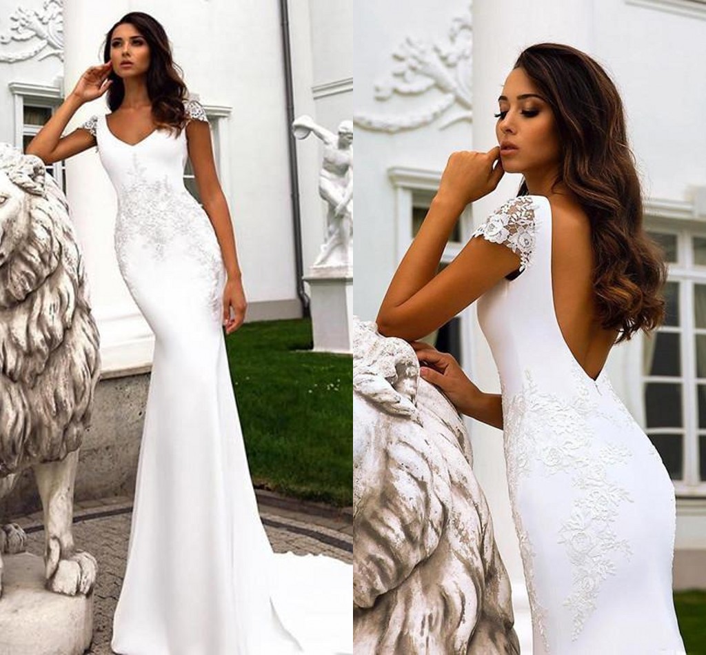 2021 Elegant Wedding Dresses Mermaid V Neck Cap Sleeves Lace Appliqued Bridal Gowns Satin Sweep Train Beach Garden Vestidos De Novia AL8628, Champagne
2021 Elegant Wedding Dresses Mermaid V Neck Cap Sleeves Lace Appliqued Bridal Gowns Satin Sweep Train Beach Garden Vestidos De Novia AL8628, Champagne