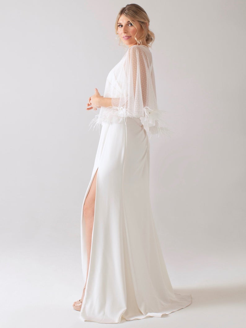 New White Ivory Short Tulle Wraps Feather Top Bridal Bolero O Neck Custom Made Shawl Jackets