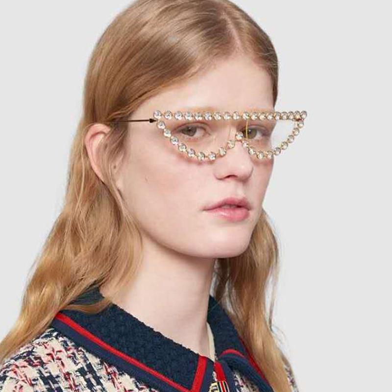 2021 Women Luxury Fashion Cat Eye Diamond Sunglasses Ladies New Brand Designer Pearl Le Sun Glasses For Women UV400
2021 Women Luxury Fashion Cat Eye Diamond Sunglasses Ladies New Brand Designer Pearl Le Sun Glasses For Women UV400