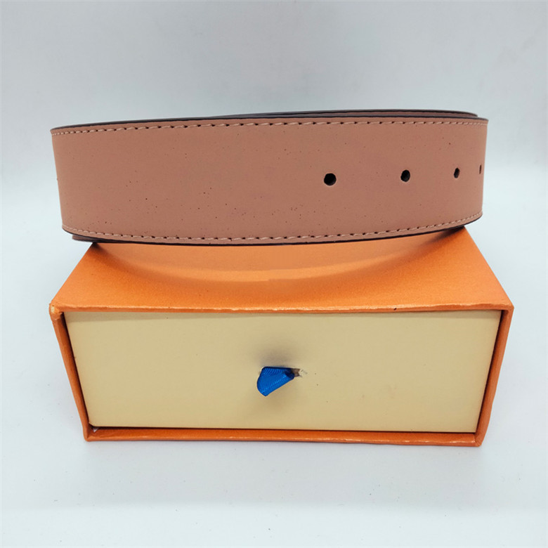 Designer Belt Of Men And Women Belt With Fashion Big Buckle Real Leather Top Designer High Quality Luxury Plaid Business Belts 38mm with box, Black;brown
Designer Belt Of Men And Women Belt With Fashion Big Buckle Real Leather Top Designer High Quality Luxury Plaid Business Belts 38mm with box, Black;brown