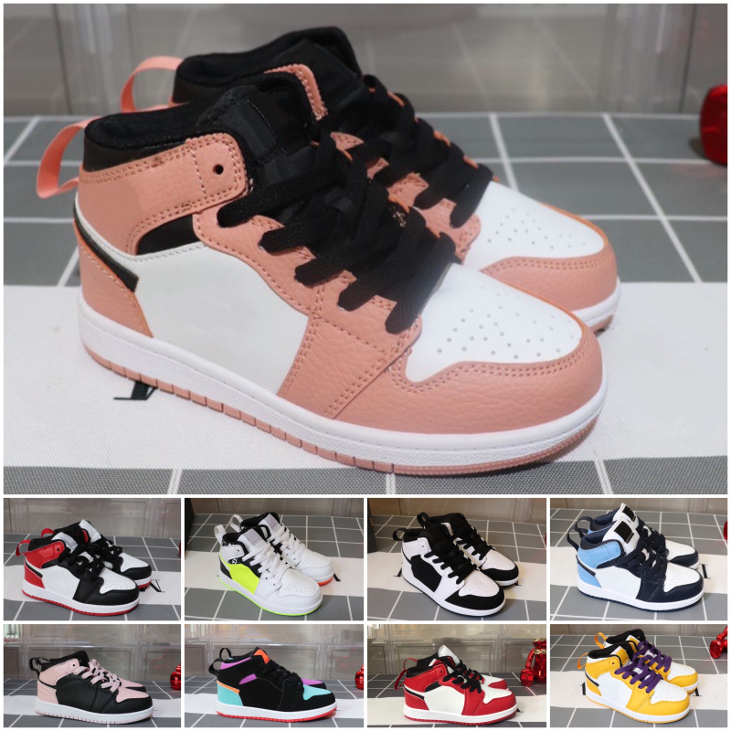 Hot selling kids shoes OG 1 1s Basketball Shoes Children Boy Girl 1 Top 3 Bred Black Red White Sneakers Size 26-35, Color 4
Hot selling kids shoes OG 1 1s Basketball Shoes Children Boy Girl 1 Top 3 Bred Black Red White Sneakers Size 26-35, Color 4