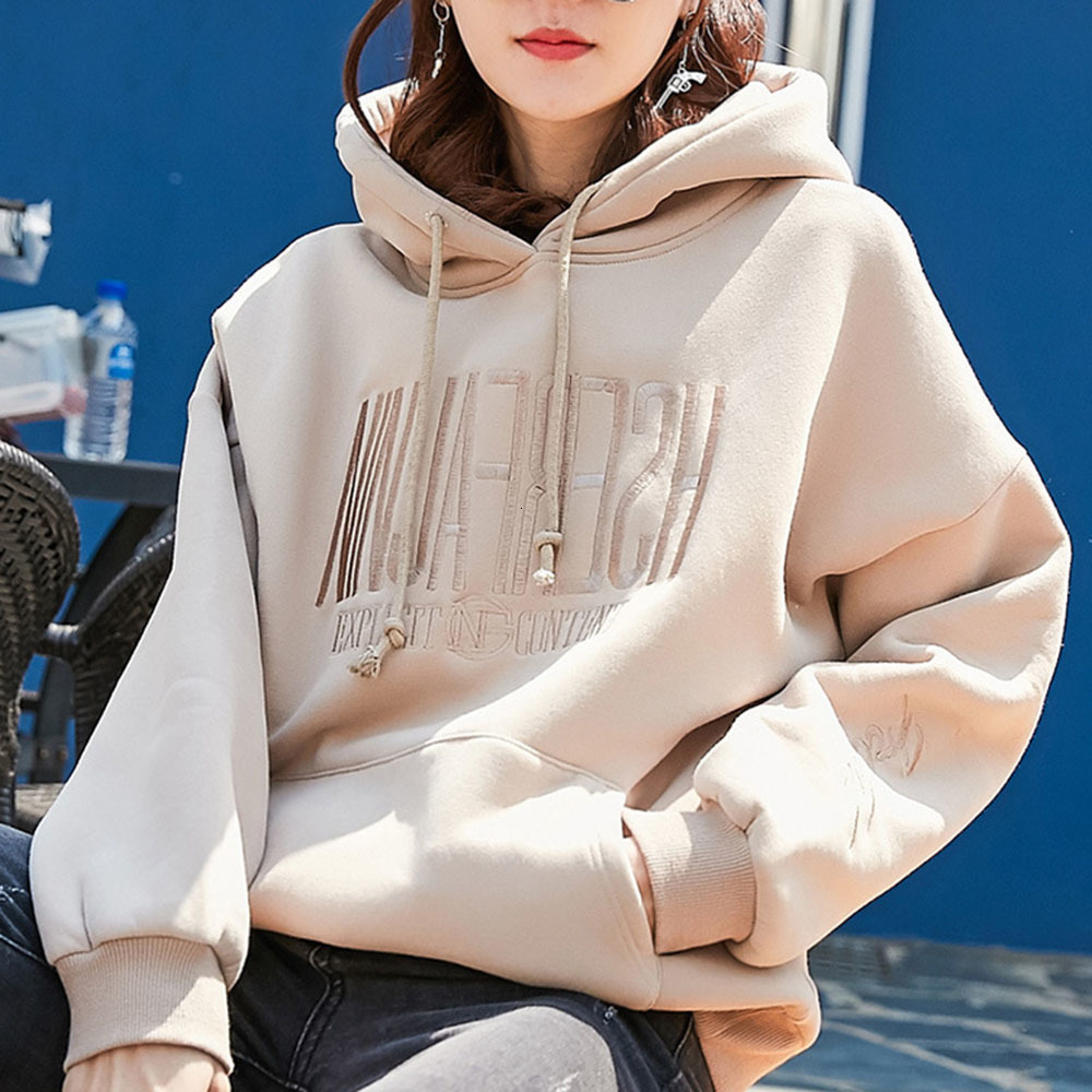 2021 Autumn Winter New Letter Embroidery Thin Hoodie Korea Japan Loose Size Women Top Female Fashion BEUI, Sky blue 
2021 Autumn Winter New Letter Embroidery Thin Hoodie Korea Japan Loose Size Women Top Female Fashion BEUI, Sky blue