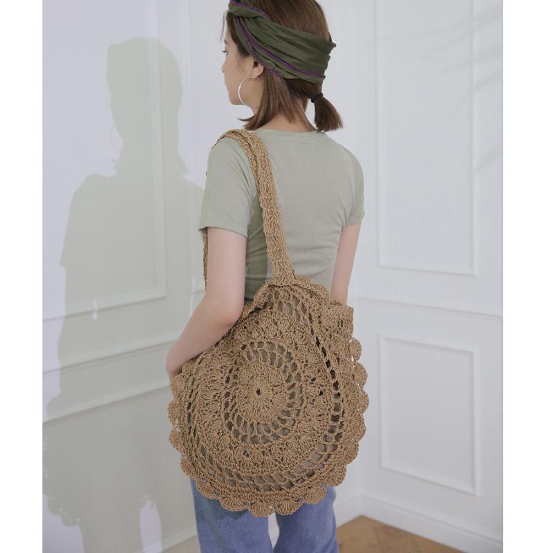 Bohemian Round Rattan Bags Woven Straw Women Handbags Handmade Wicker Shoulder Bags Large Capacity brown Casual Summer Beach Bag, Beige
Bohemian Round Rattan Bags Woven Straw Women Handbags Handmade Wicker Shoulder Bags Large Capacity brown Casual Summer Beach Bag, Beige