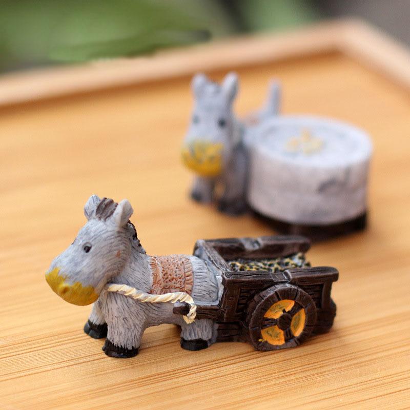 Donkey Pull Cart Stone Mill Miniature Fairy Garden Home Houses Decoration Mini Craft Micro Landscaping Decor DIY Accessories
Donkey Pull Cart Stone Mill Miniature Fairy Garden Home Houses Decoration Mini Craft Micro Landscaping Decor DIY Accessories