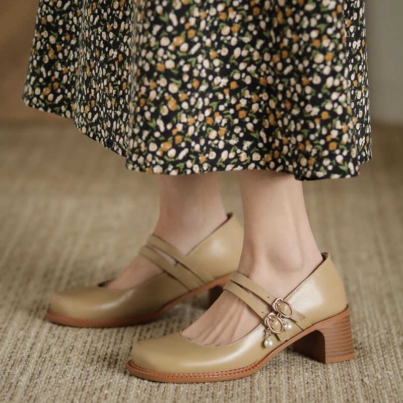 2020 Portrait Genuine Short Leather Pumps High-heeled Shoes Woman New Casual Spring Finger Round-foot Pearl Buckle Mary Janes Wqhx, Apricot
2020 Portrait Genuine Short Leather Pumps High-heeled Shoes Woman New Casual Spring Finger Round-foot Pearl Buckle Mary Janes Wqhx, Apricot