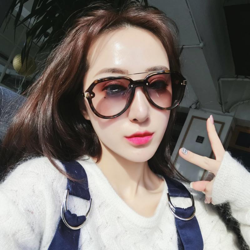 pilot style Leopard frame sunglasses women fashion women eye wear brown gradient lens
pilot style Leopard frame sunglasses women fashion women eye wear brown gradient lens
