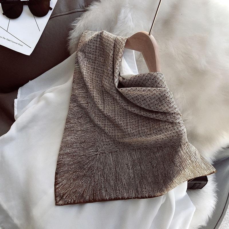 OUOI Large square scarf lady scarf shawl dual-use multifunctional square silk factory wholesale
OUOI Large square scarf lady scarf shawl dual-use multifunctional square silk factory wholesale