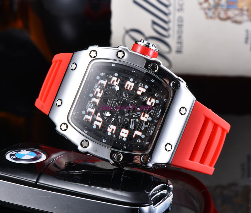 2020 New Mens Watches Montre Homme Silicone Quartz watch Man Fashion Waterproof Sports Luxury Men Watch Reloj hombre, Slivery;brown
2020 New Mens Watches Montre Homme Silicone Quartz watch Man Fashion Waterproof Sports Luxury Men Watch Reloj hombre, Slivery;brown