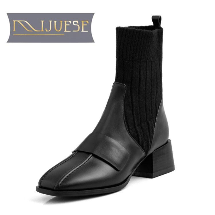 MLJUESE 2021 women Ankle boots Cow leather winter short plush Square Toe knitted Med heels female boots size 43, Black
MLJUESE 2021 women Ankle boots Cow leather winter short plush Square Toe knitted Med heels female boots size 43, Black